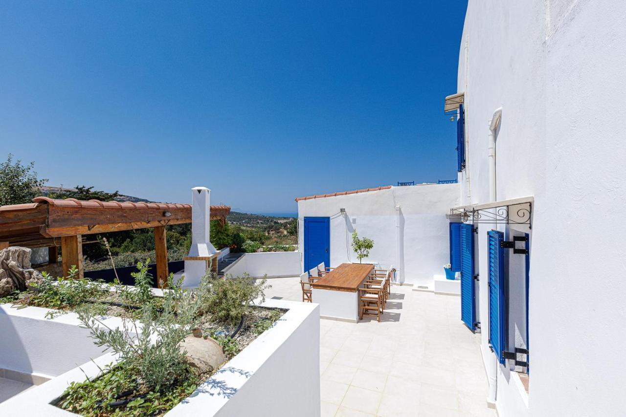 Anna'S Villa In Mesi Village Agia Triada Bagian luar foto